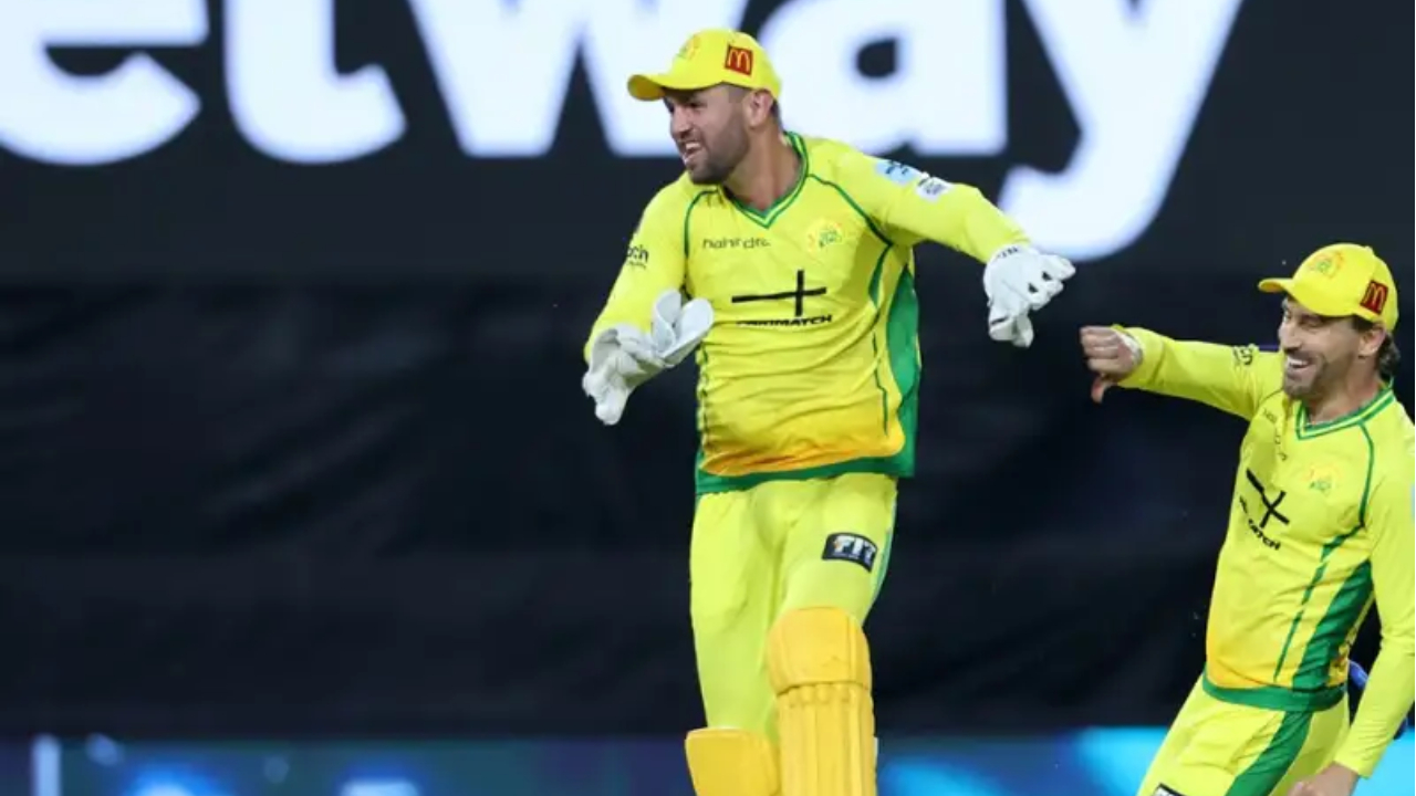 Faf Du Plessis Deminded Of Dhoni Because Of Donovan Ferreira S Runout
