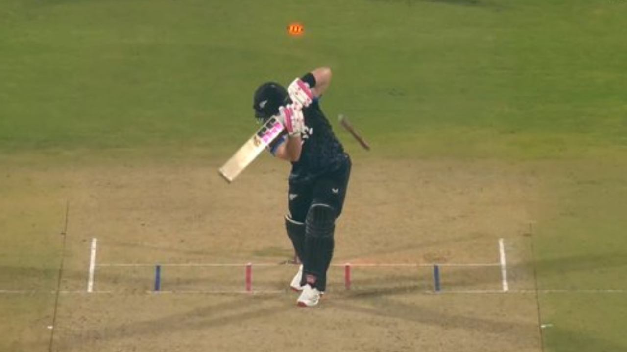 Jasprit Bumrah Cleans Up Tim Seifert