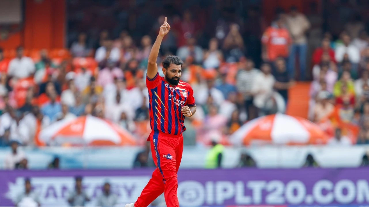 Fans applaud as Mohammed Shami produces career-best economical spell during SRH vs LSG game