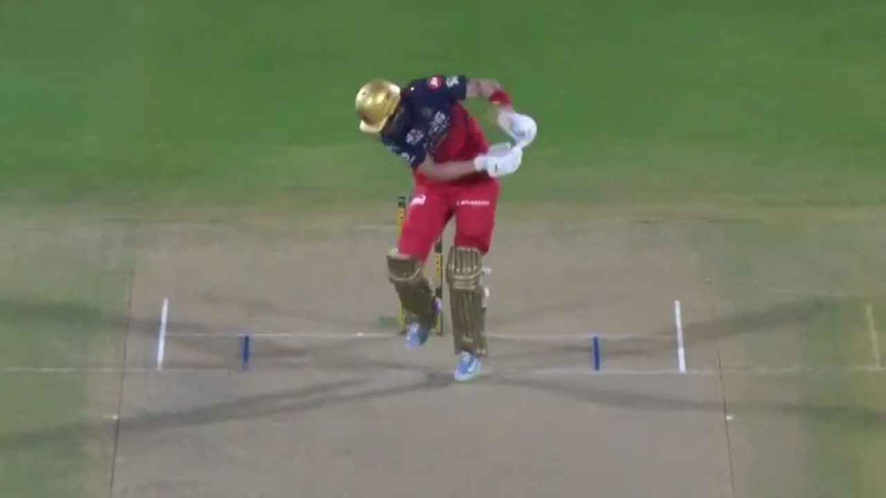 Phil Salt departs on Golden Duck