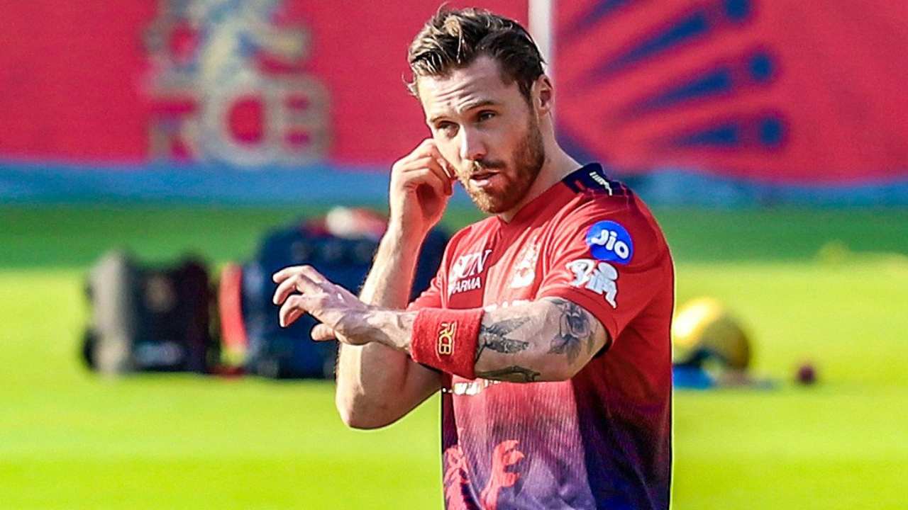 Phil Salt unlikely for SRH vs RCB clash