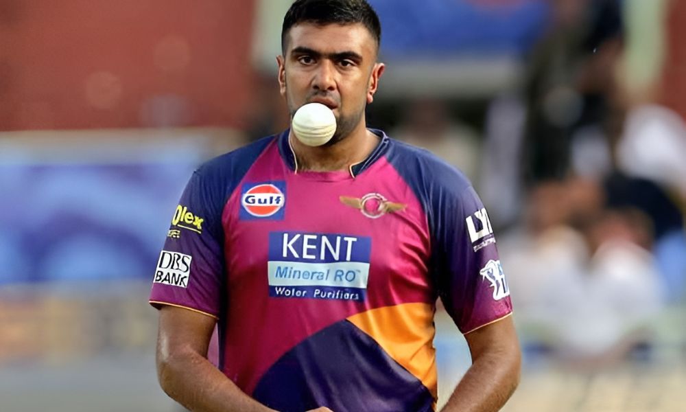 RPSG were lead by both MS Dhoni and Steve Smith