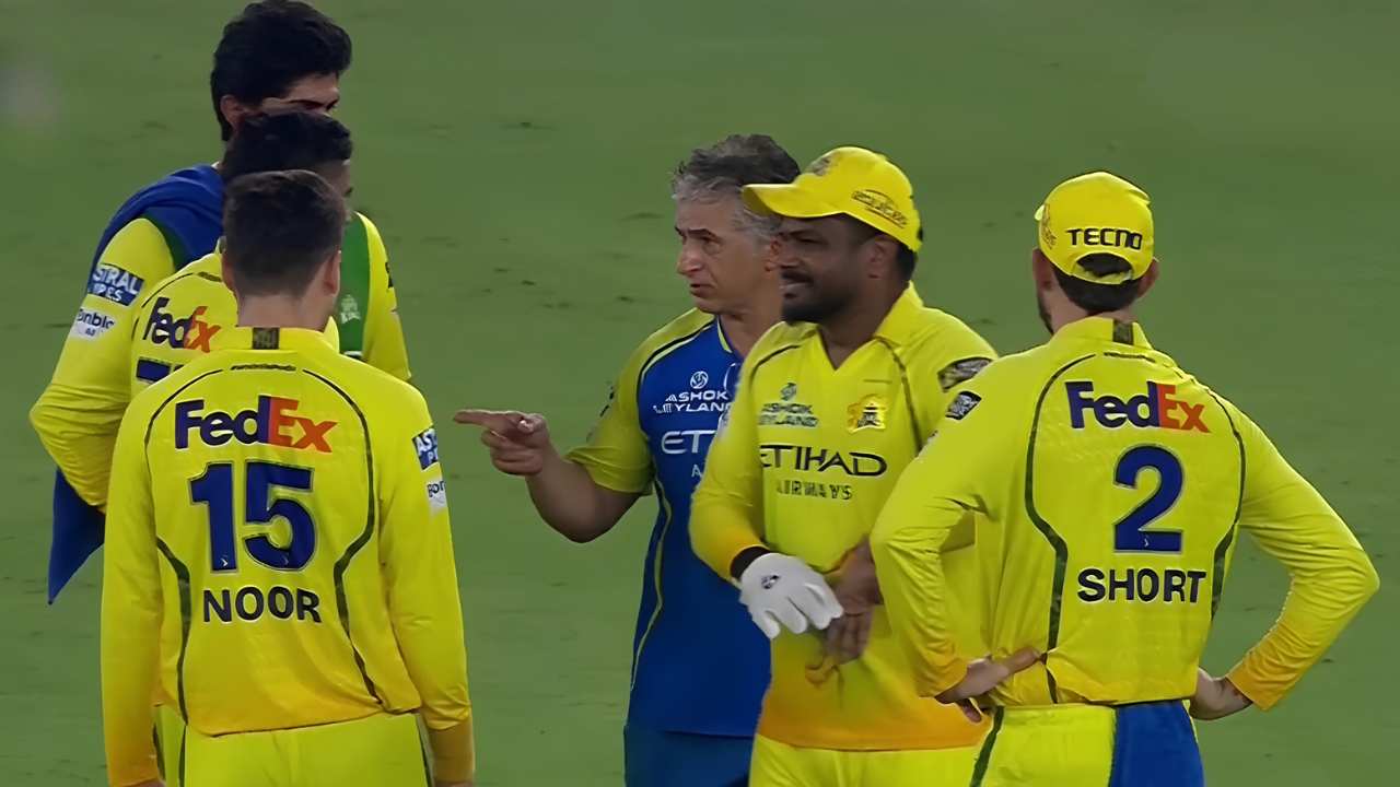 Sanju Samson walks off after painful blow to finger