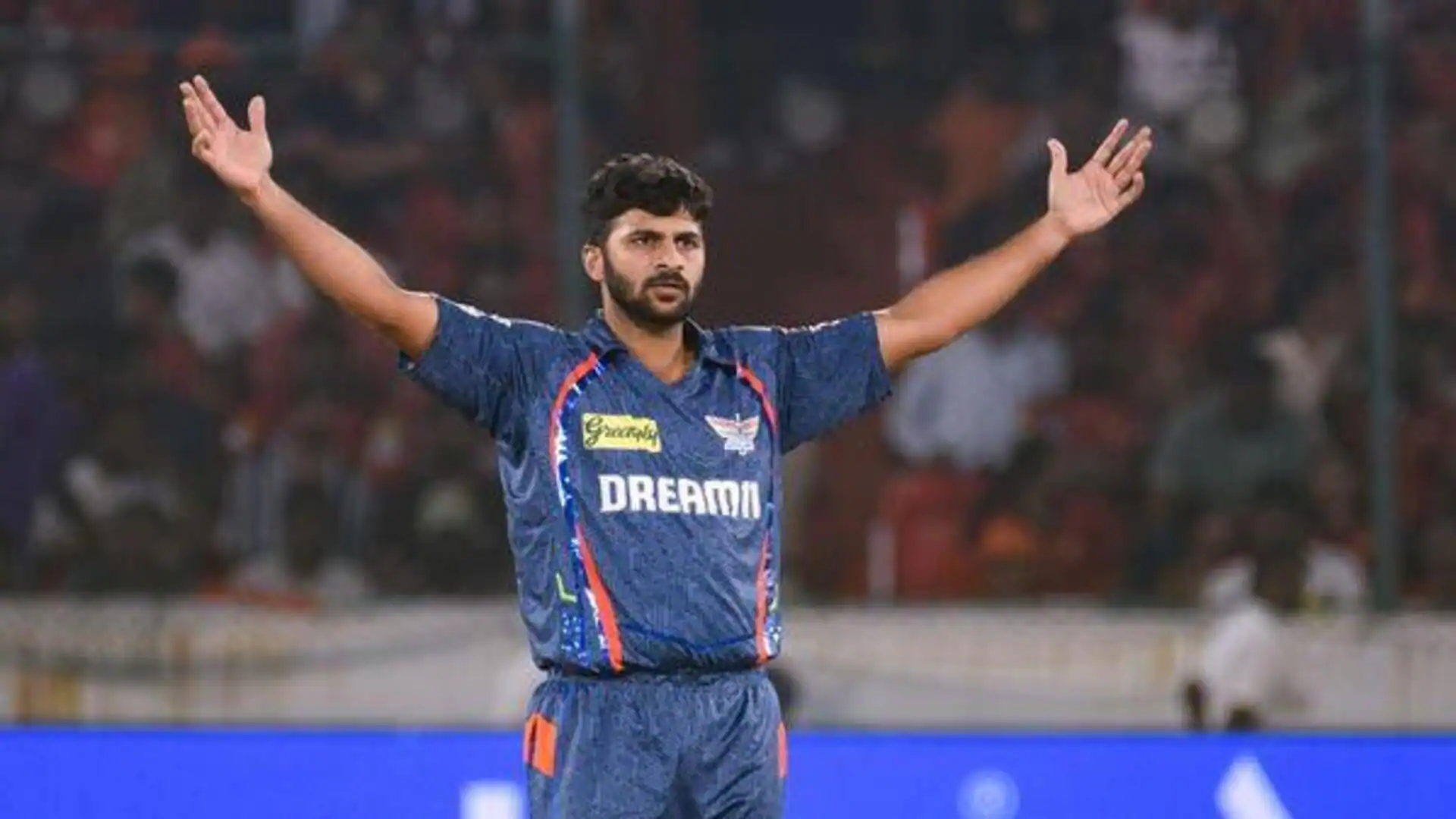 Shardul Thakur Height & Education