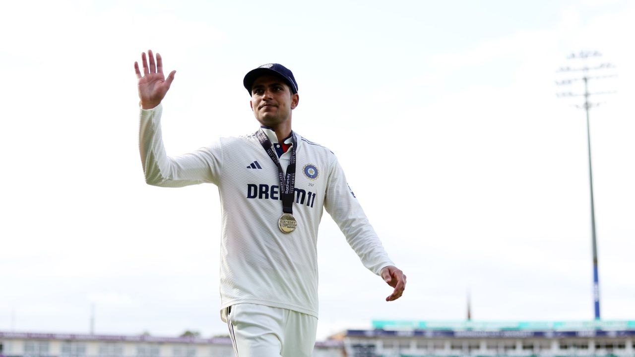 Shubman Gill wins the Polly Umrigar award