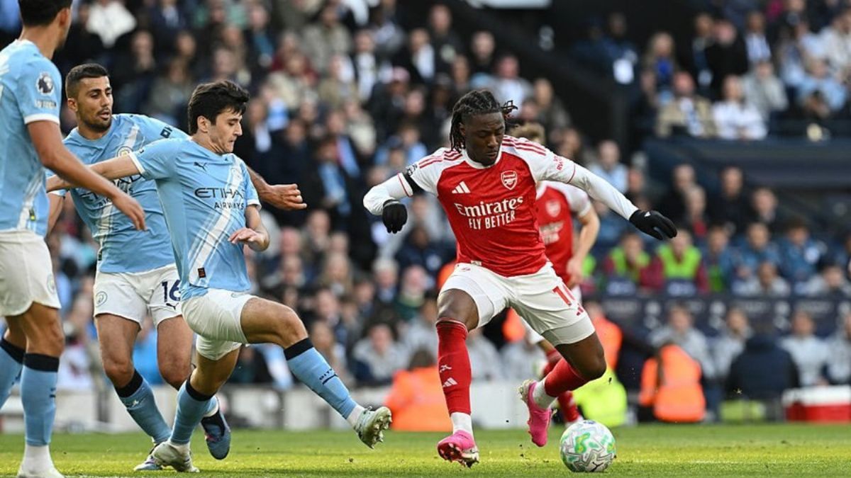 Manchester City beat Arsenal 2-1 as Haaland scores the winner, cutting the Premier League title gap to three points.