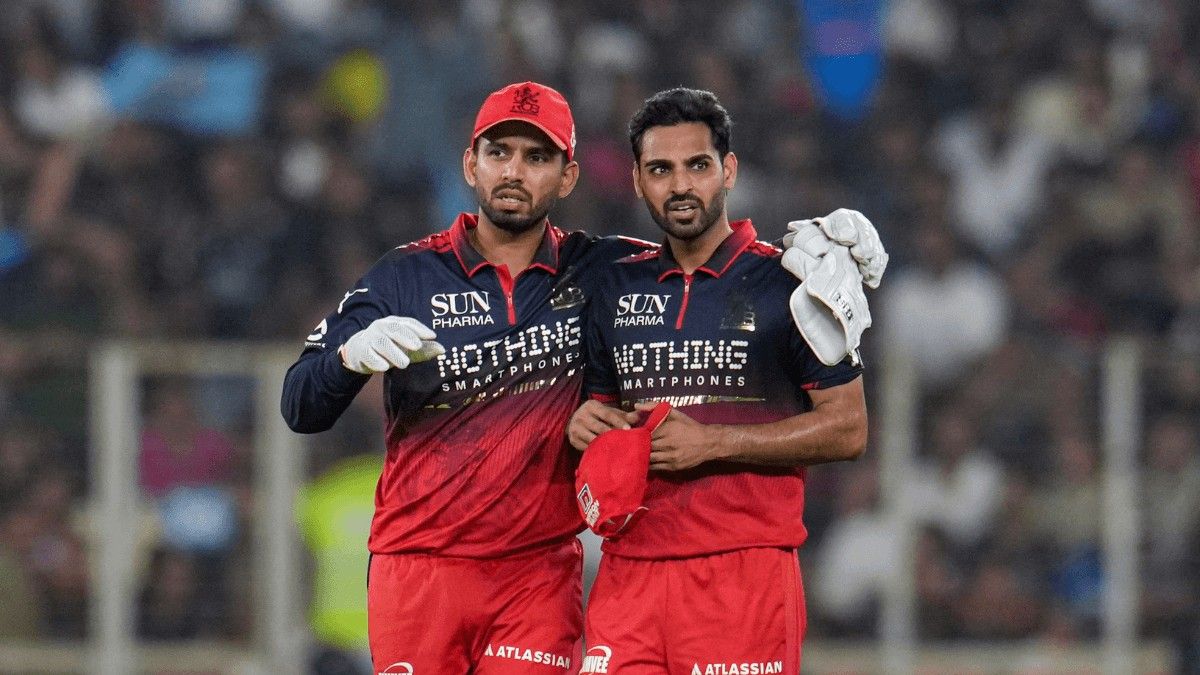 Bhuvneshwar Kumar leads Purple Cap race