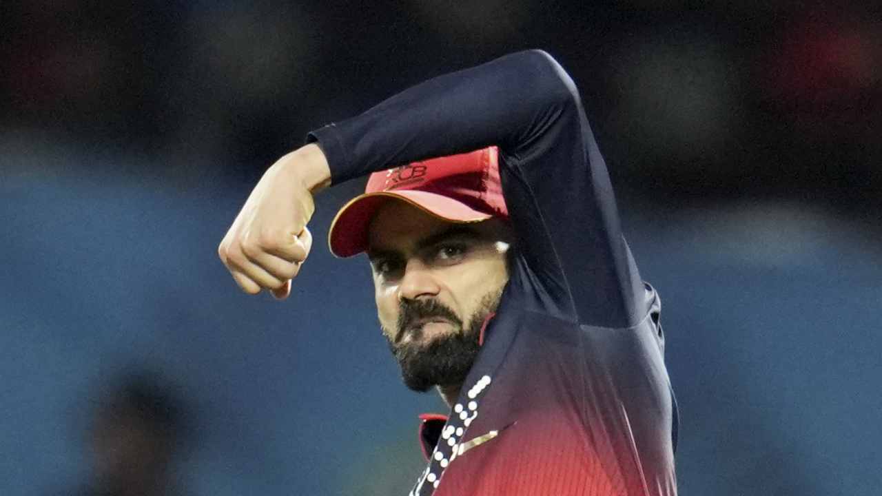 Virat Kohli scripts untouchable IPL milestone