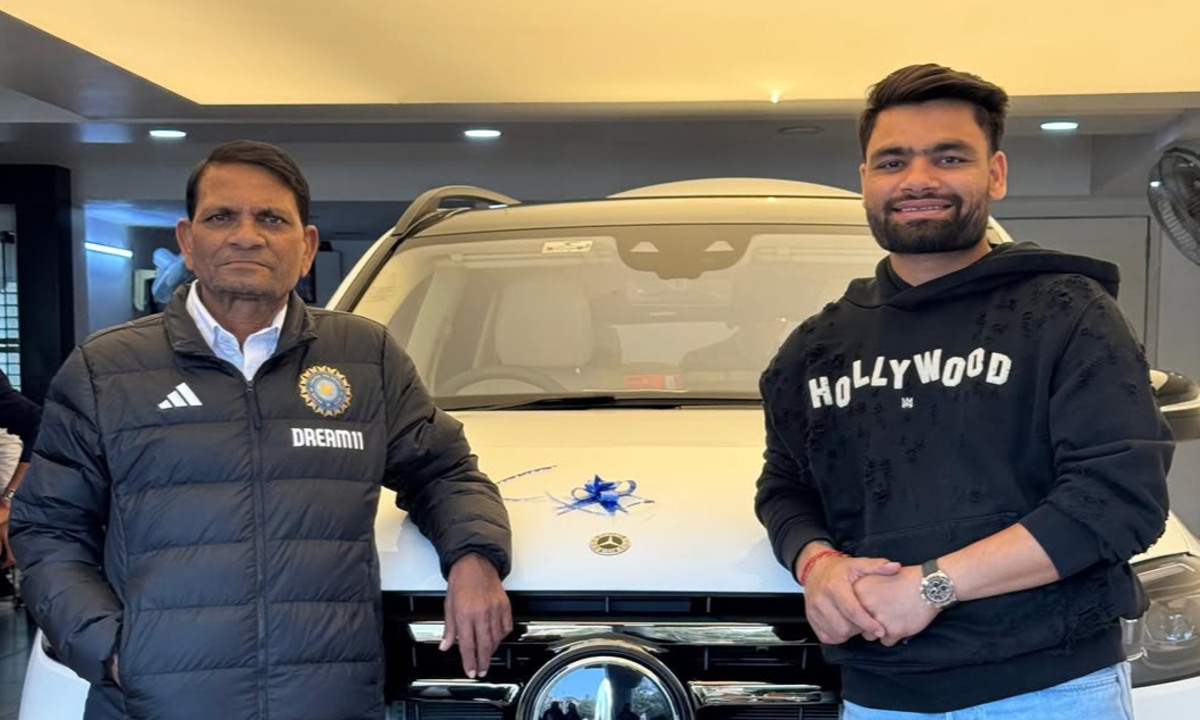 Rinku Singh With His Father